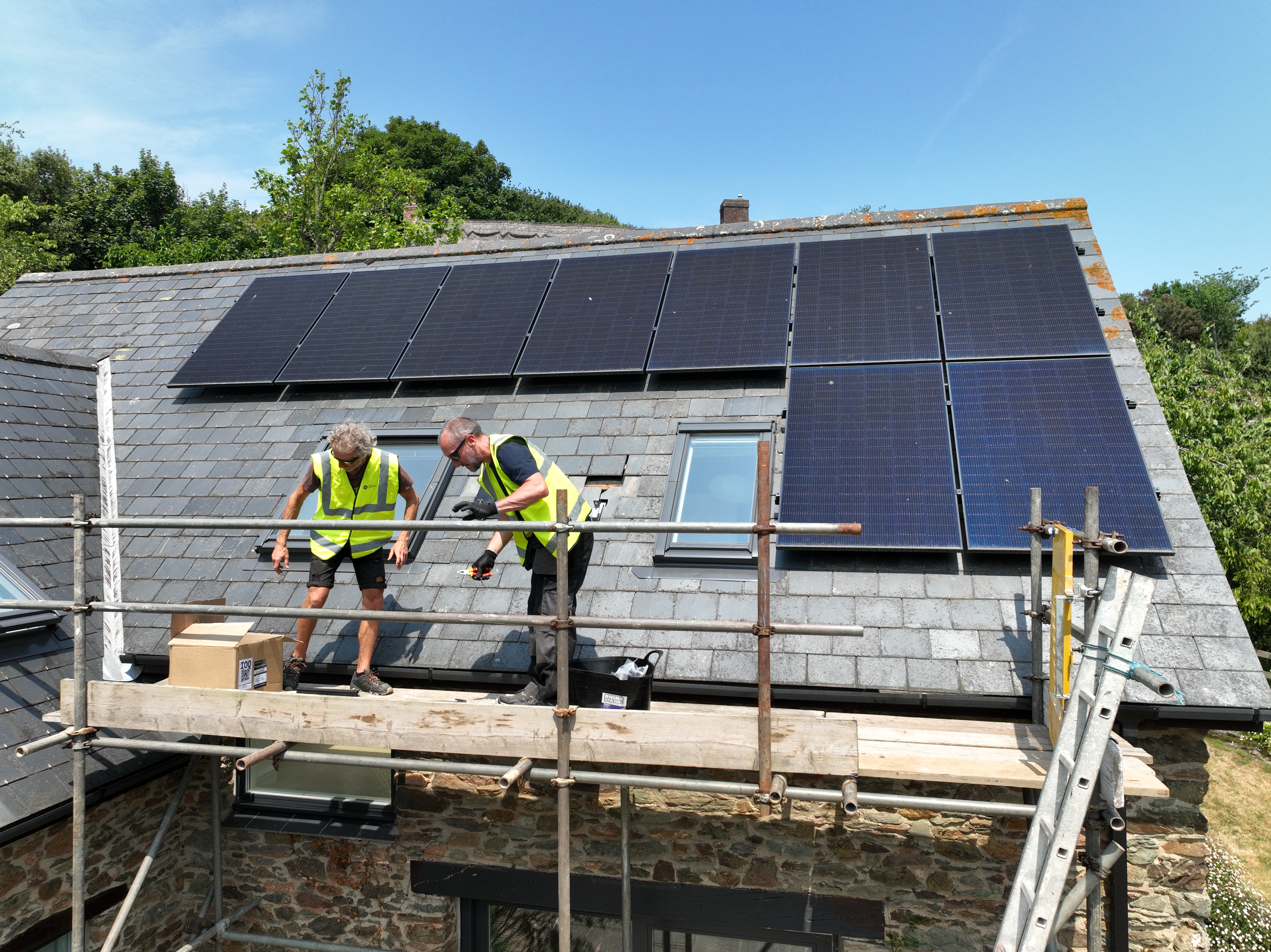 Bloom Renewables Innovation - Rural Energy Network